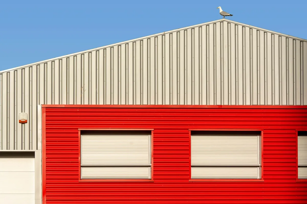 Commercial roofing services in Pomona, CA